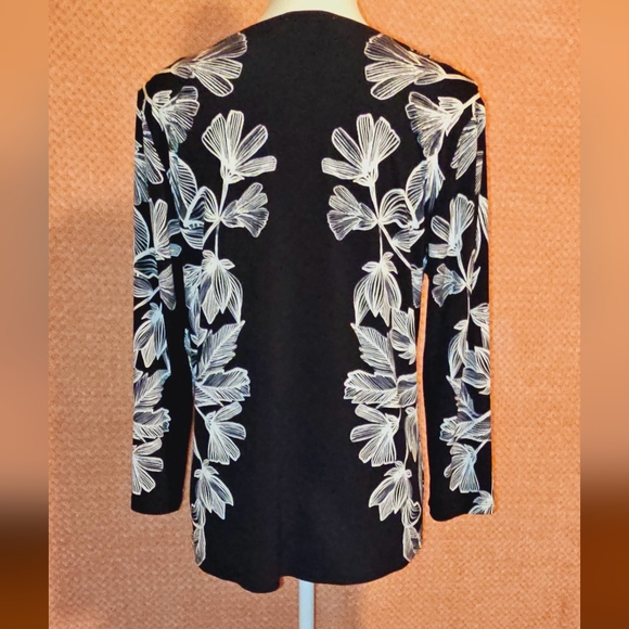 Calvin klein - Picture 2 of 3